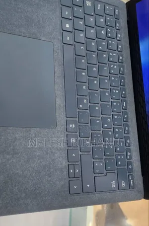 New Laptop Microsoft Surface Book 3 16GB Intel Core I7 SSD 256GB