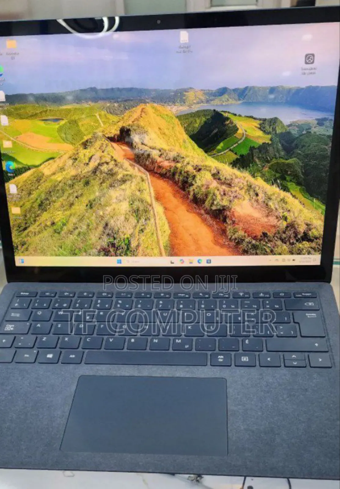 New Laptop Microsoft Surface Book 3 16GB Intel Core I7 SSD 256GB