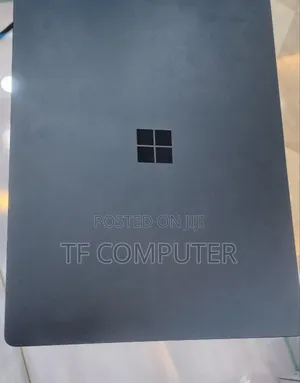 New Laptop Microsoft Surface Book 3 16GB Intel Core I7 SSD 256GB