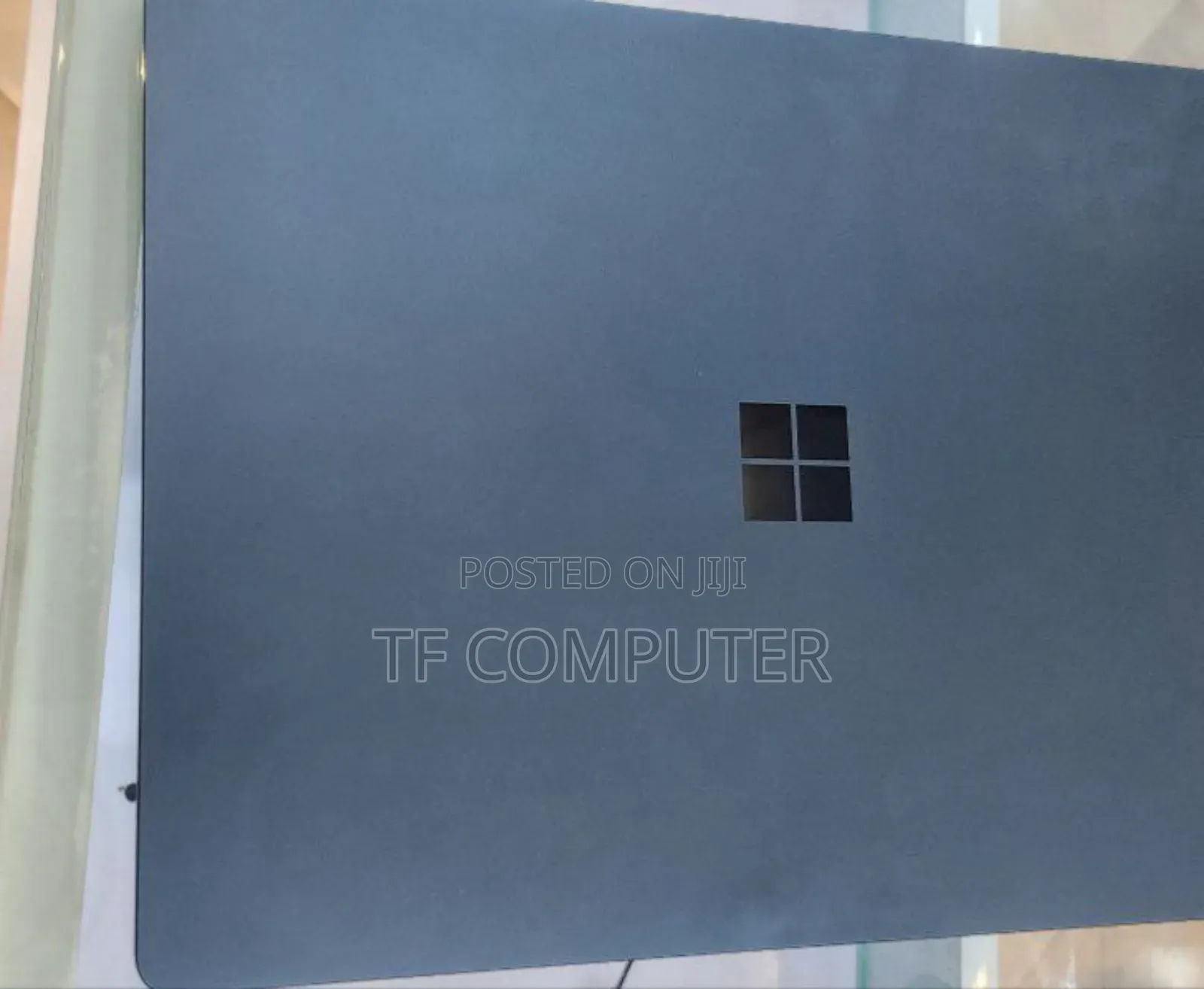 New Laptop Microsoft Surface Book 3 16GB Intel Core I7 SSD 256GB