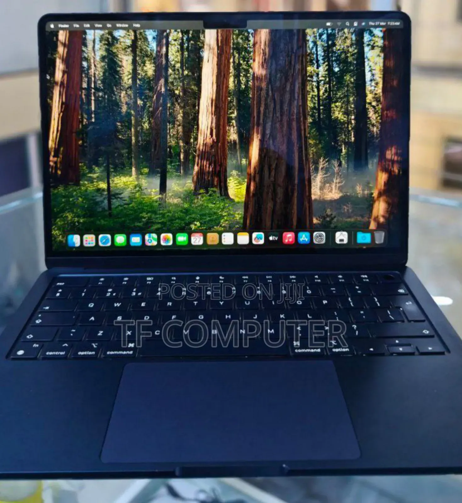 New Laptop Apple MacBook Air 2024 M3 13-Inch 8GB Apple M3 SSD 256GB