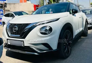 Photo - Nissan Juke 2021 White
