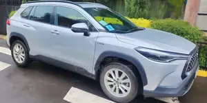 Toyota Corolla Cross Hybrid 2023 Silver