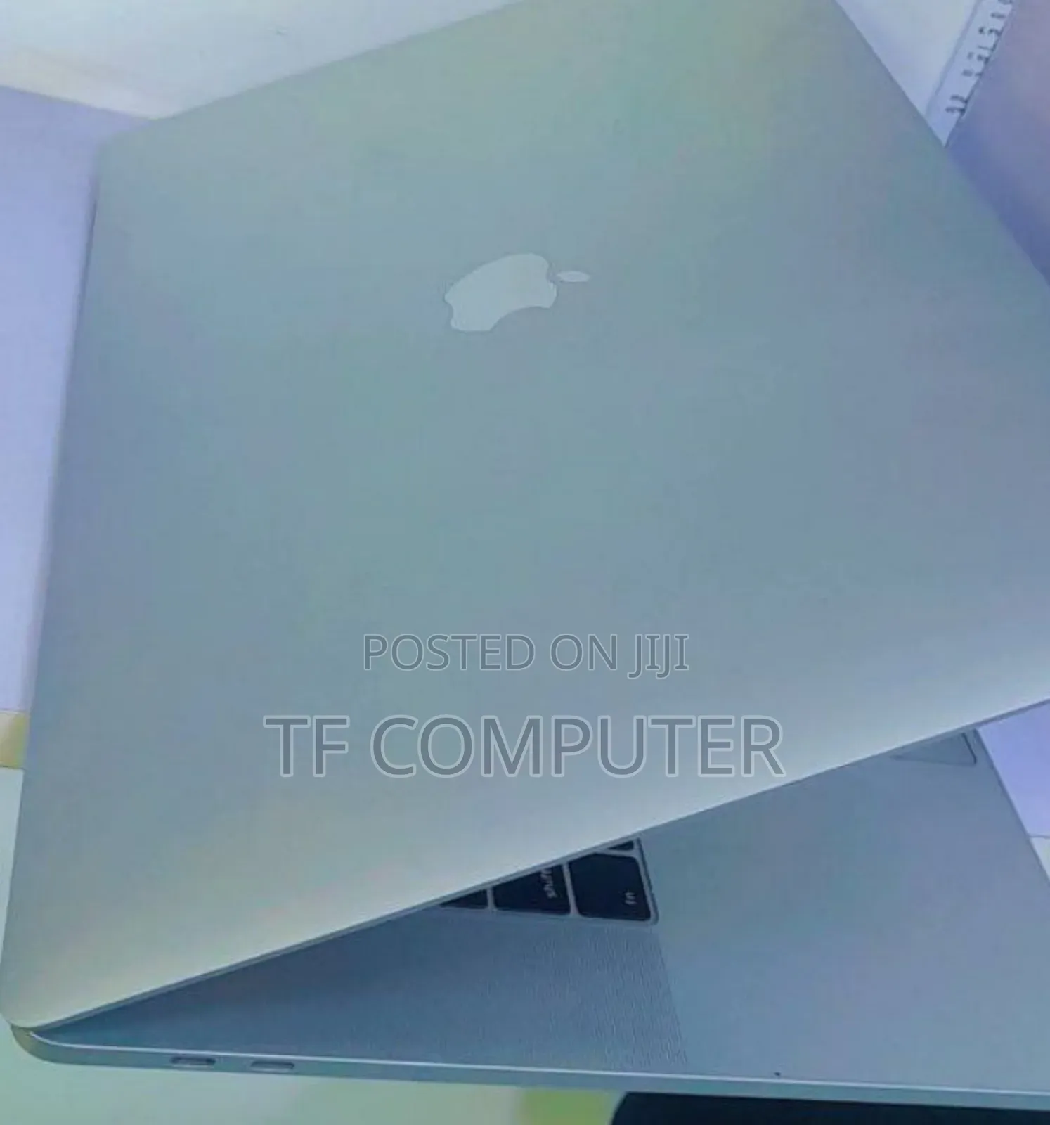 New Laptop Apple MacBook Pro 2017 16GB Intel Core I7 SSD 256GB