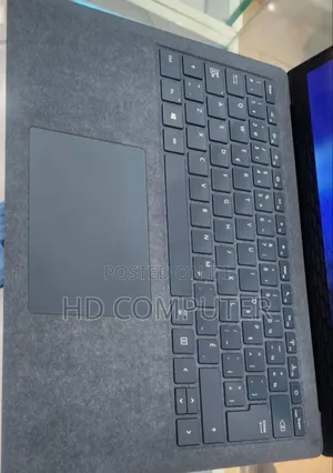New Laptop Microsoft Surface 16GB Intel Core I7 SSD 256GB