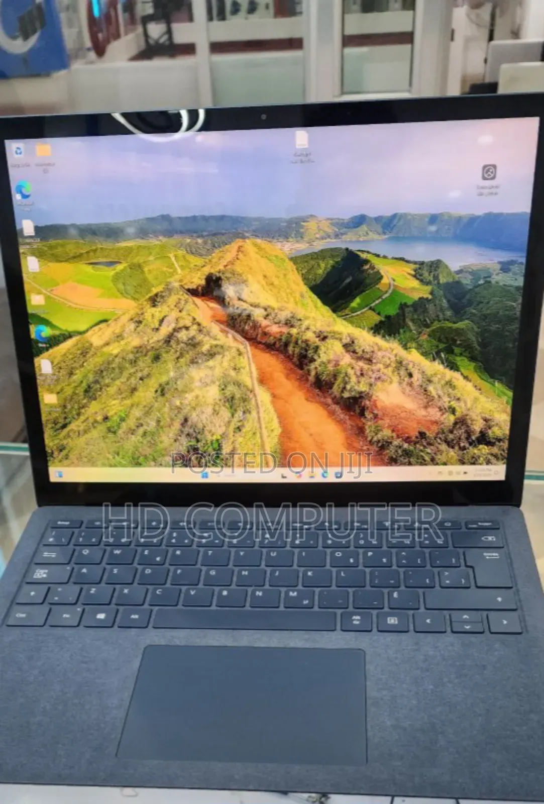 New Laptop Microsoft Surface 16GB Intel Core I7 SSD 256GB