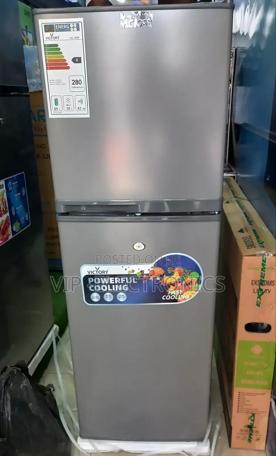Boss Refrigerator 260