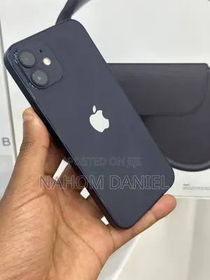 Photo - Apple iPhone 12 128 GB
