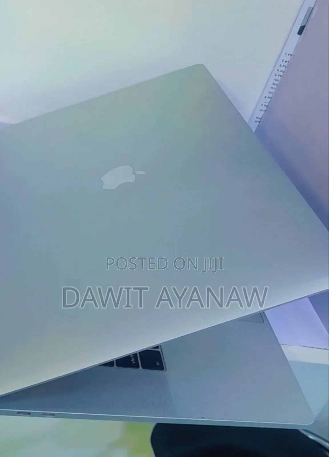 New Laptop Apple MacBook Pro 2017 16GB Intel Core I7 SSD 256GB