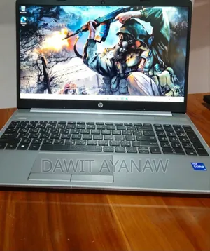 New Laptop HP 250 G8 16GB Intel Core I7 SSD 512GB