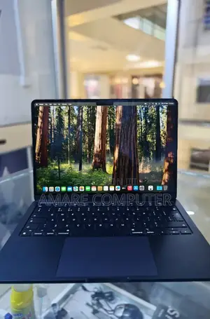 New Laptop Apple MacBook Air 8GB Apple M3 SSD 256GB