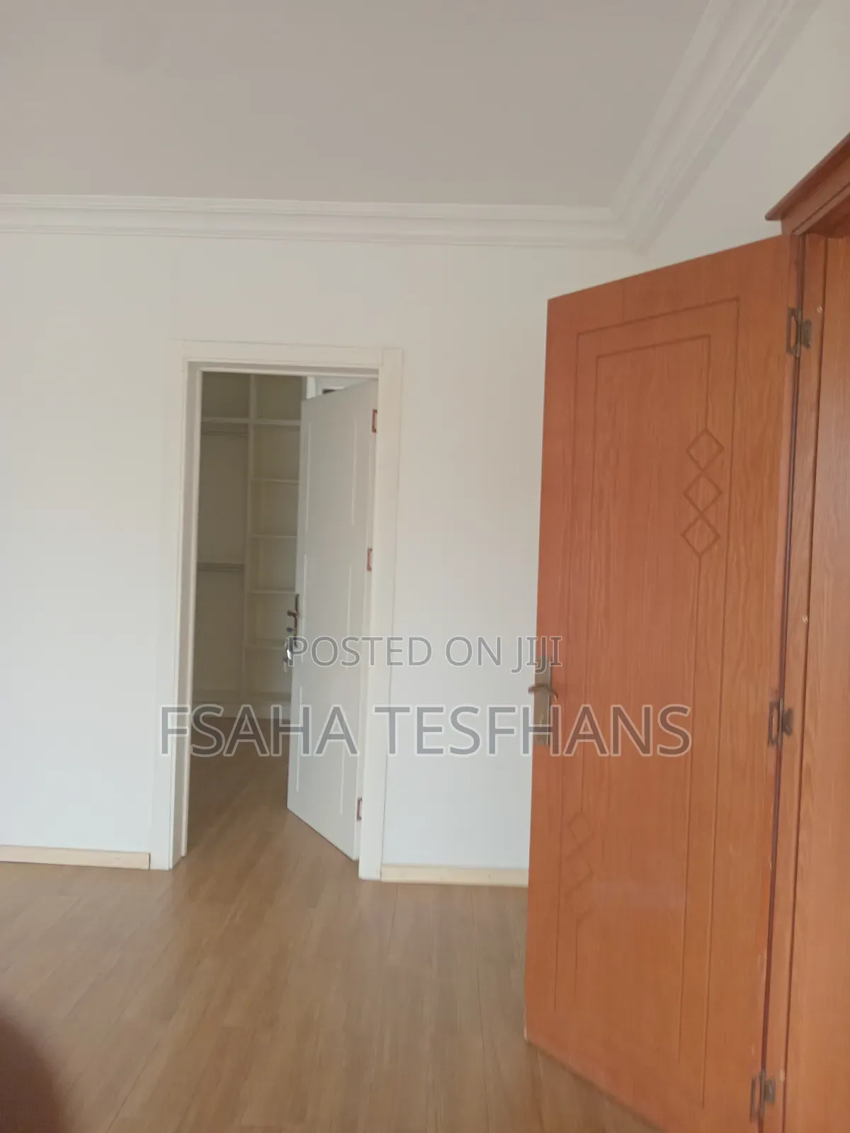 5bdrm House in G+2 House, Bole for rent