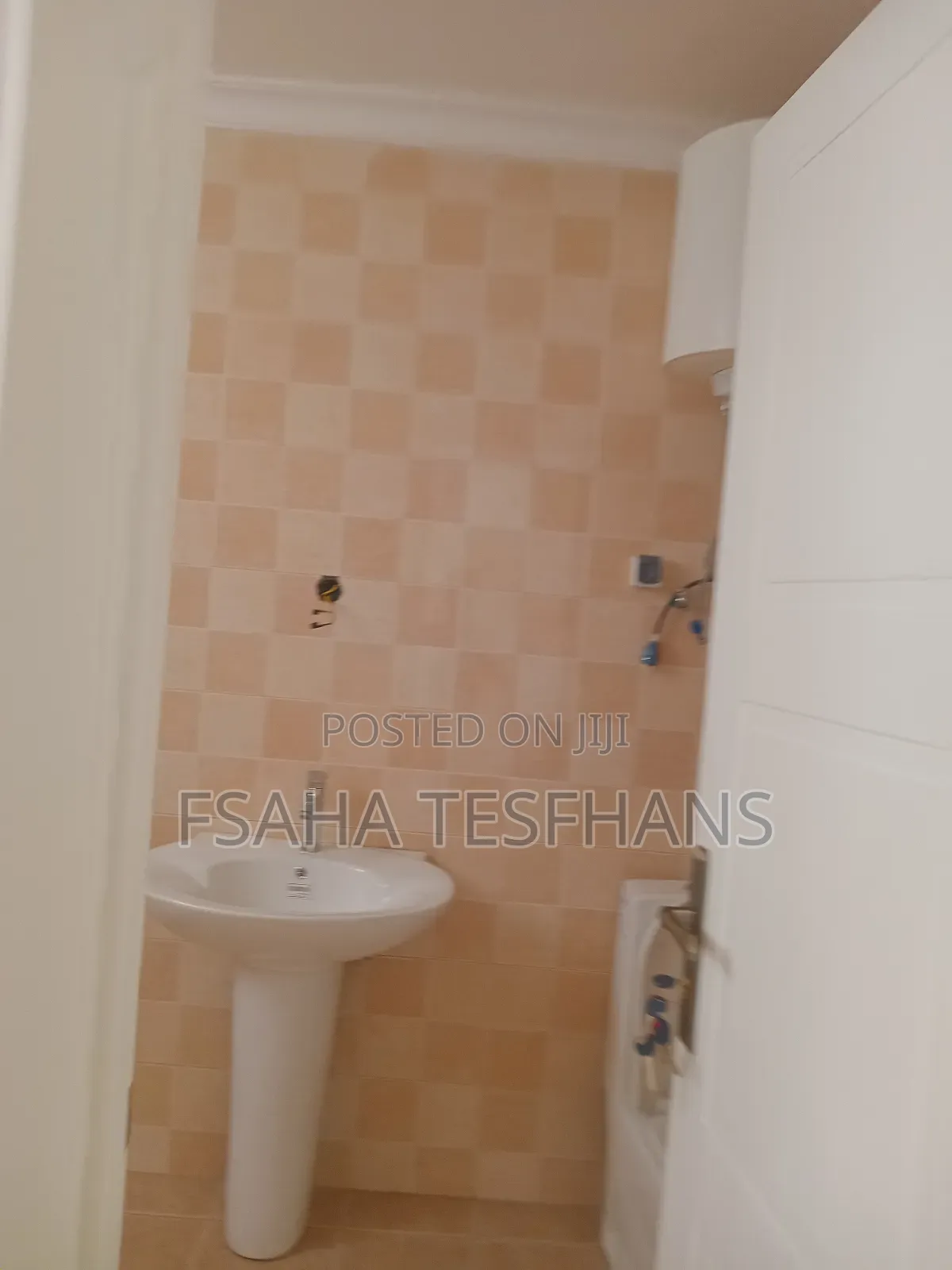 6bdrm House in G+2 House For Rent, Bole for rent