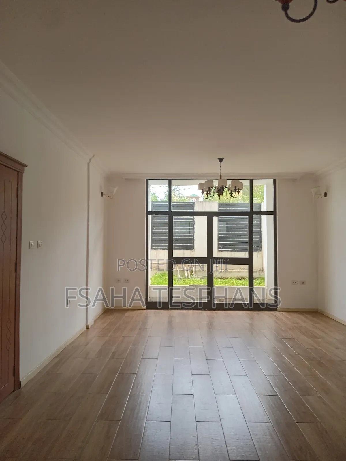 6bdrm House in G+2 House, Bole for rent