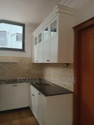 6bdrm House in G+2 House, Bole for rent