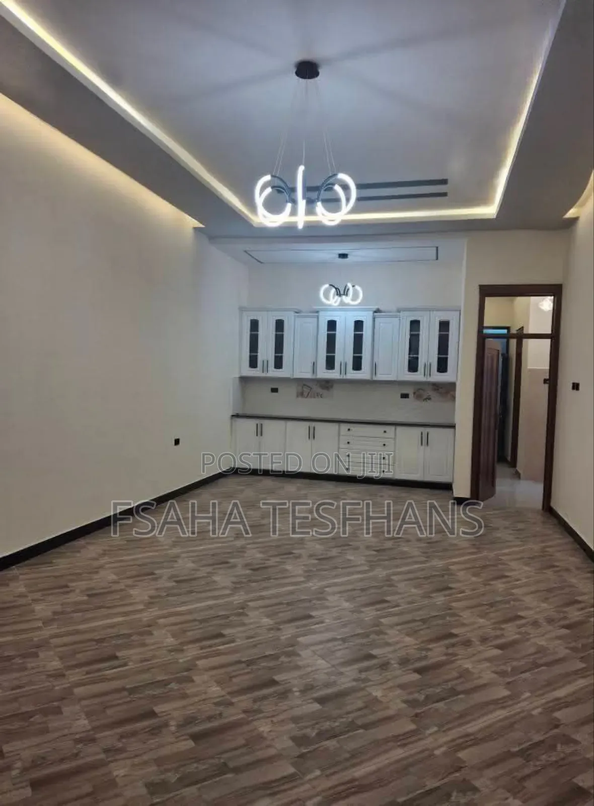 5bdrm Villa in House, Bole for rent