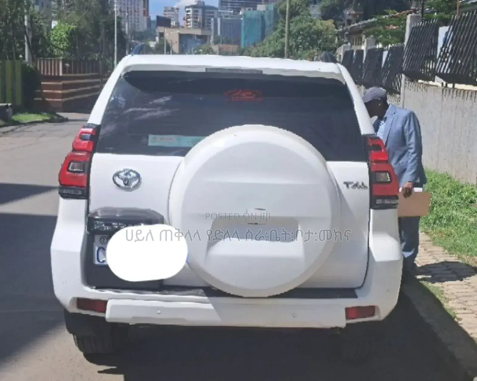 Toyota Land Cruiser Prado 2021 White