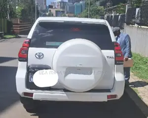 Toyota Land Cruiser Prado 2021 White