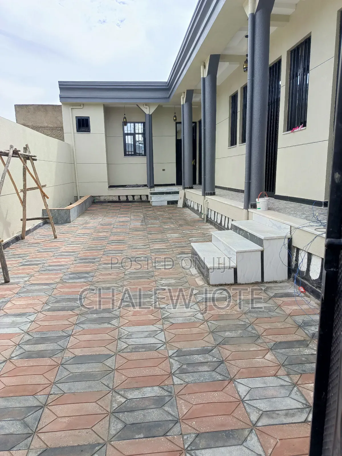 Furnished 4bdrm House in Oromia-Finfinne for sale