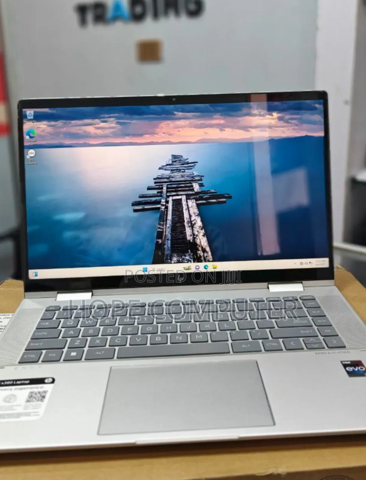 New Laptop HP Envy X360 16GB Intel Core I7 SSD 1T