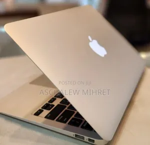 Photo - New Laptop Apple MacBook Air 2011 4GB Intel Core I5 SSD 128GB
