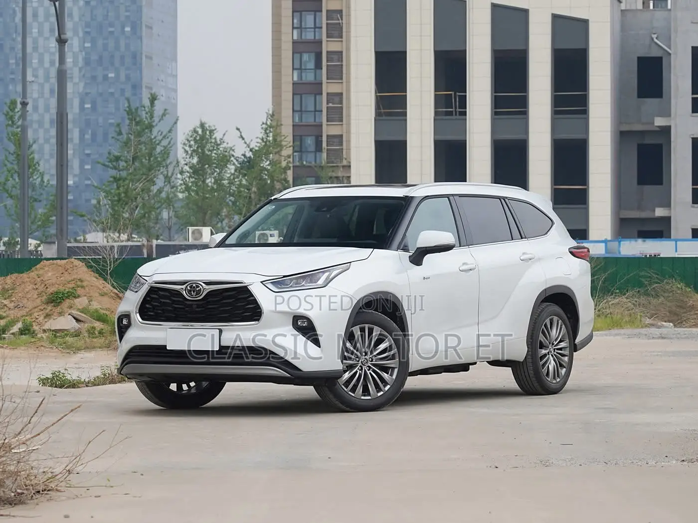 New Toyota Highlander Hybrid 2023 White