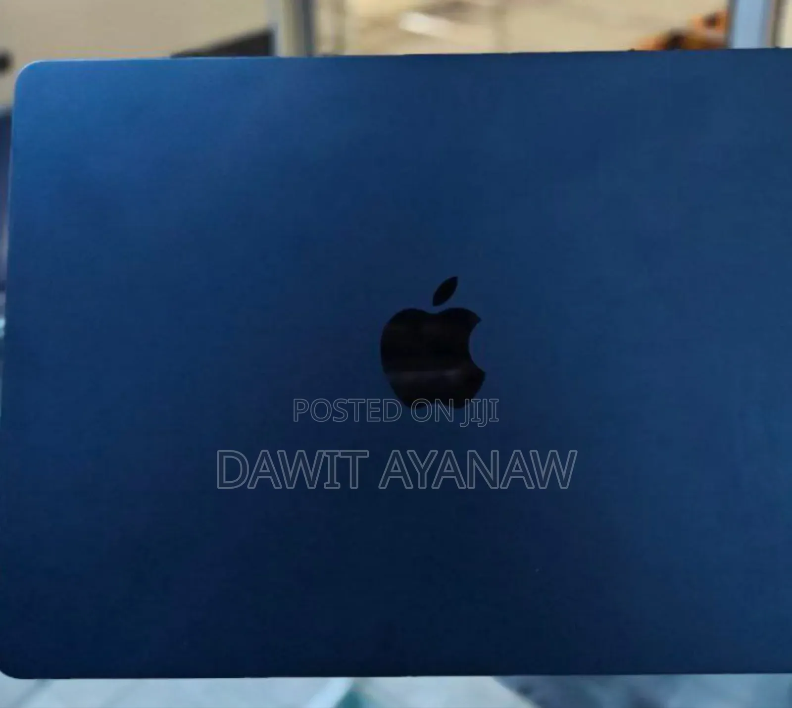 New Laptop Apple MacBook Air 2024 M3 13-Inch 8GB Apple M3 SSD 256GB