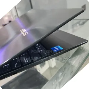 New Laptop Asus ZenBook UX21A 8GB Intel Core I5 SSD 512GB