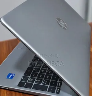 Photo - New Laptop HP 250 G8 16GB Intel Core I7 SSD 512GB