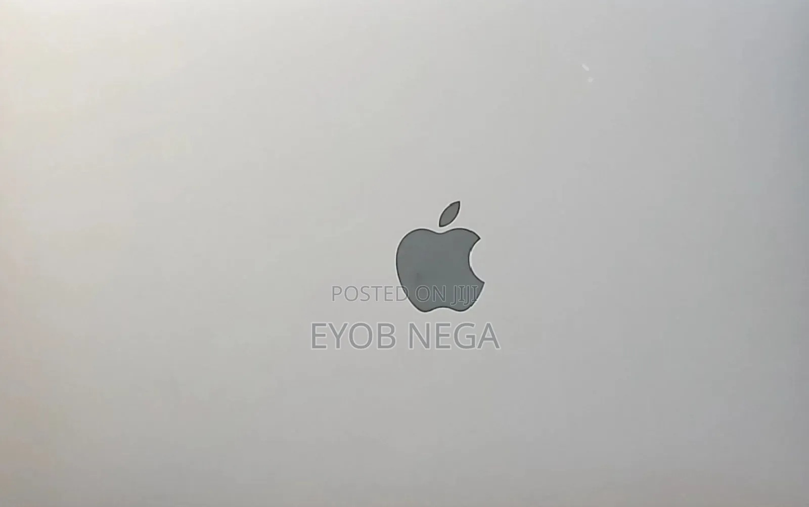 New Laptop Apple MacBook Pro 2022 M2 8GB Apple M2 SSD 256GB