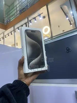 Photo - New Apple iPhone 15 Pro Max 256 GB Gray