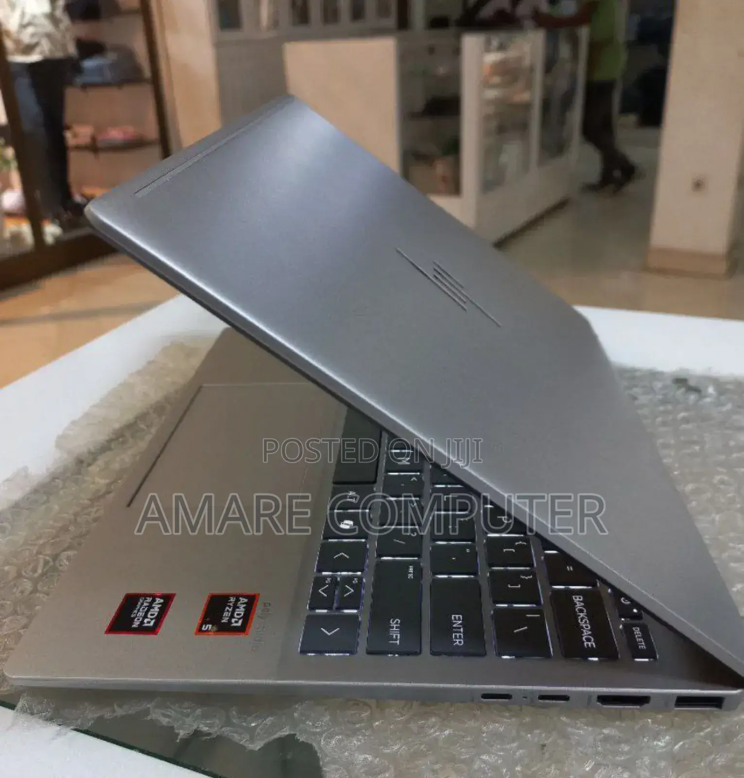 New Laptop HP 16GB AMD Ryzen 5 SSD 512GB