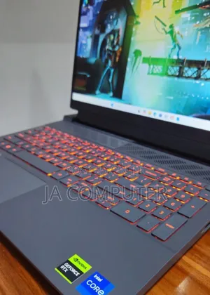 New Laptop Dell G15 5535 16GB Intel Core I7 SSD 1T