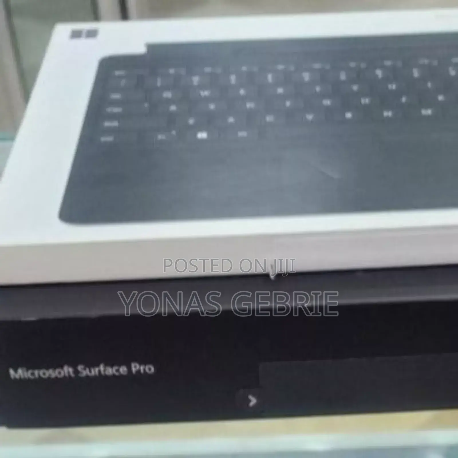 New Microsoft Surface Pro 11th Edition, a Copilot+ PC 16GB SSD 512GB