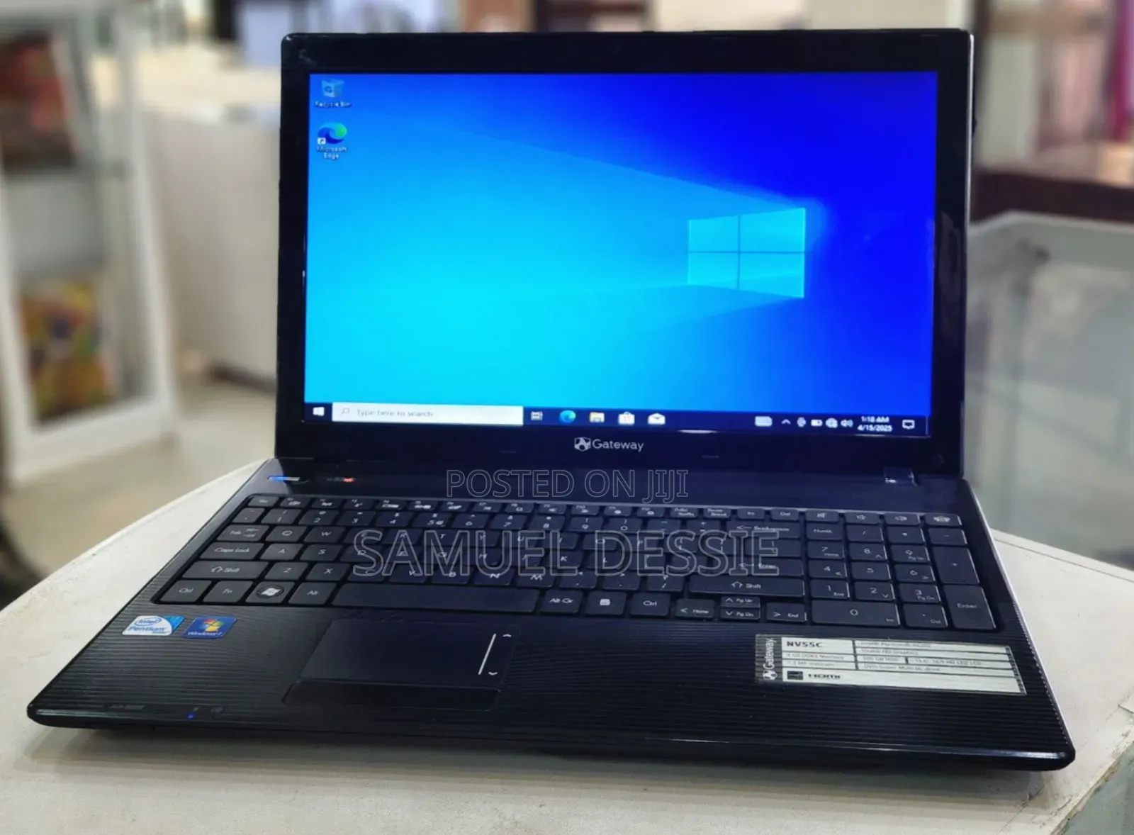 Laptop Gateway NV79 4GB Intel Pentium SSD 160GB