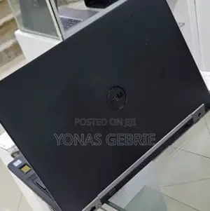 Photo - New Laptop Dell Precision 15 5520 16GB Intel Core I7 SSD 512GB