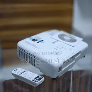 Photo - Epson Projectr Eb - S05