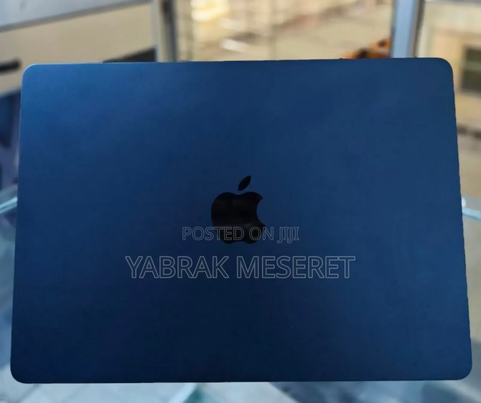 New Laptop Apple MacBook Air 2024 M3 13-Inch 8GB Apple M3 SSD 256GB