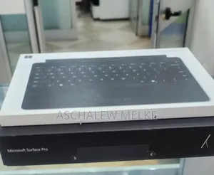 New Microsoft Surface Pro 11th Edition, a Copilot+ PC 16GB SSD 512GB