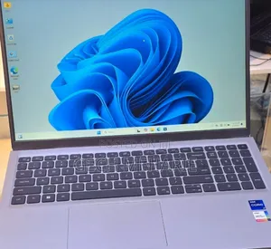 New Laptop Dell Inspiron 15 16GB Intel Core I7 SSD 512GB