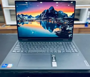 Photo - New Laptop Lenovo Yoga 7i 16GB Intel Core I7 SSD 512GB