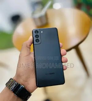 Photo - Samsung Galaxy S21+ 5G 128 GB Black