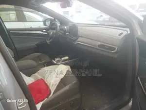 Volkswagen ID.4 2023 Gray