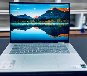 New Laptop Dell Inspiron 16 5620 16GB Intel Core I7 SSD 512GB