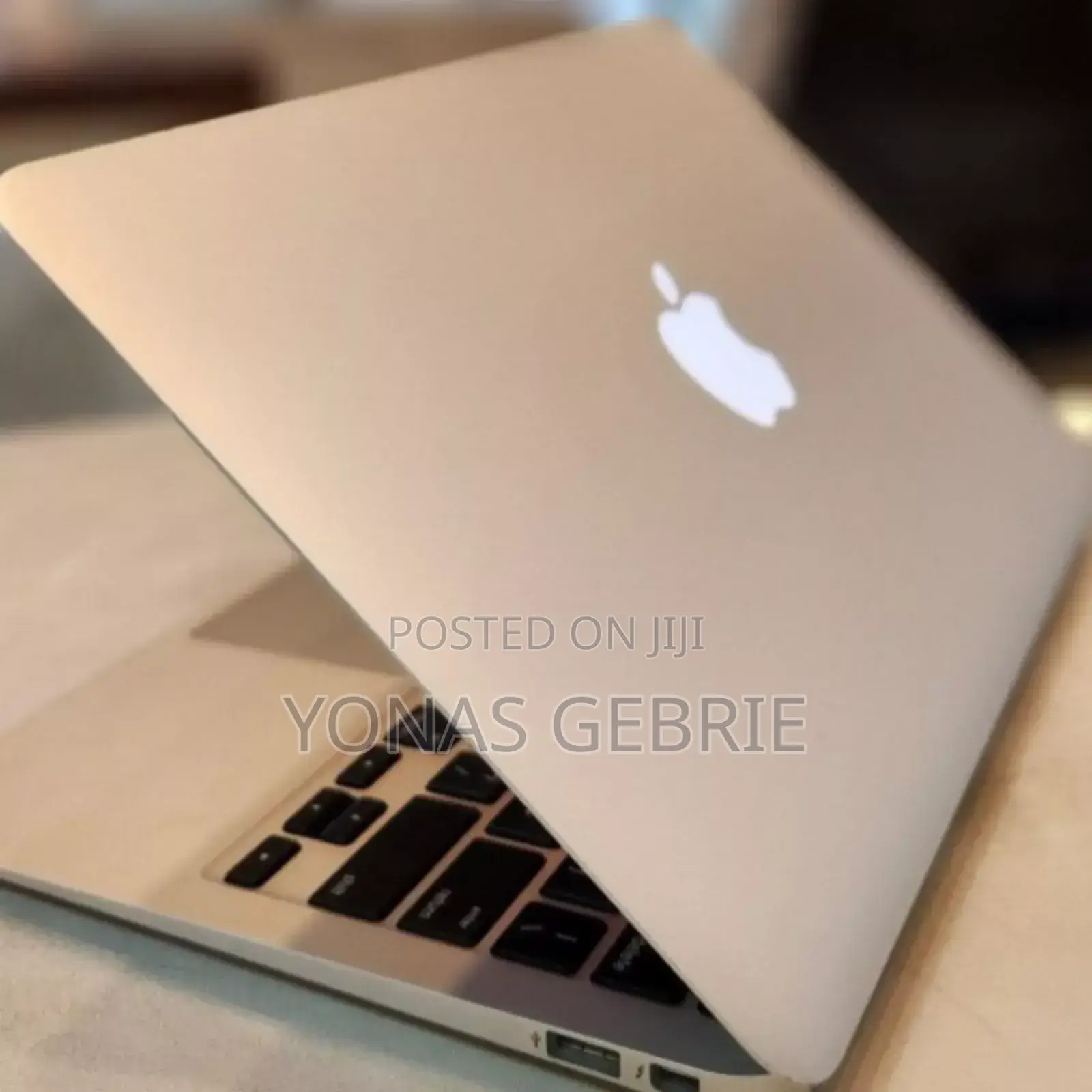 New Laptop Apple MacBook Air 2011 4GB Intel Core I5 SSD 128GB