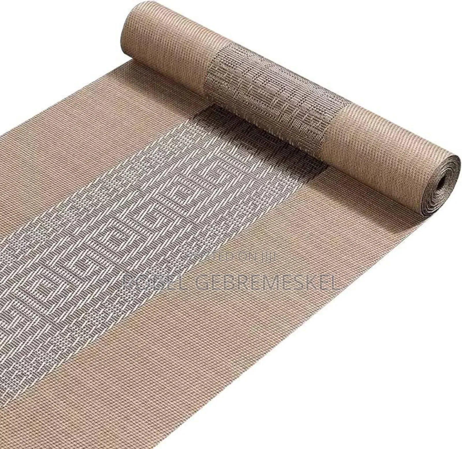 7pieces Tablemats With Table Runner