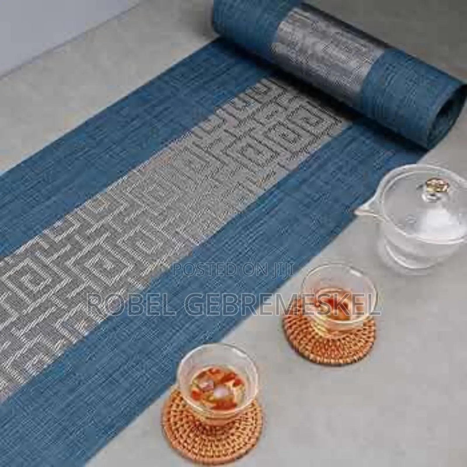 7pieces Tablemats With Table Runner