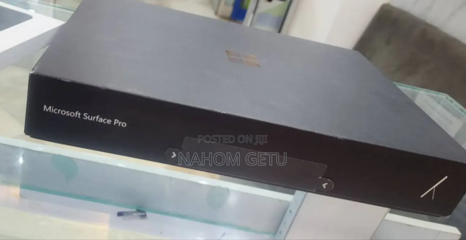 New Microsoft Surface Pro 11th Edition, a Copilot+ PC 16GB SSD 512GB