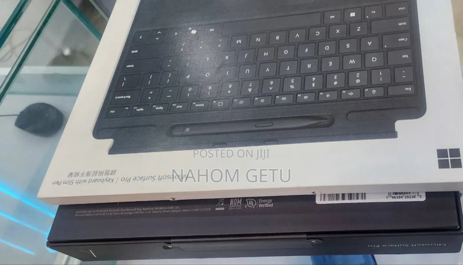 New Microsoft Surface Pro 11th Edition, a Copilot+ PC 16GB SSD 512GB