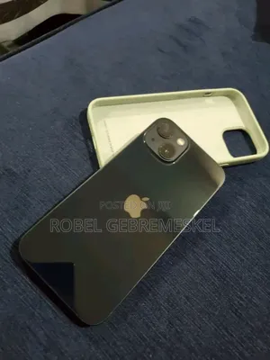 Photo - New Apple iPhone 13 128 GB Black